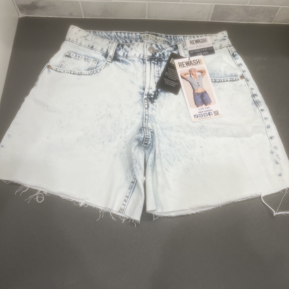 NEW-REWASH~5/27~Low Rise Baggy Bermuda Denim Shorts Light Wash Frayed